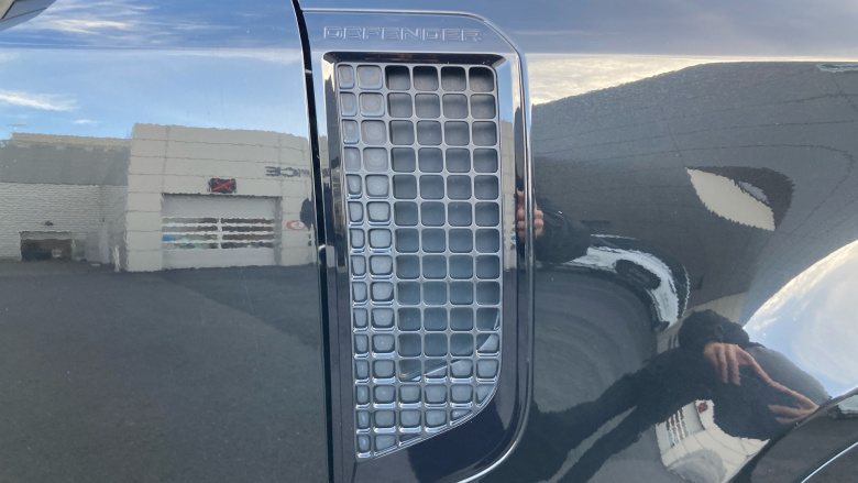 Land Rover Defender 3.0 D250 X-Dynamic S 90 3dr Auto Diesel Estate